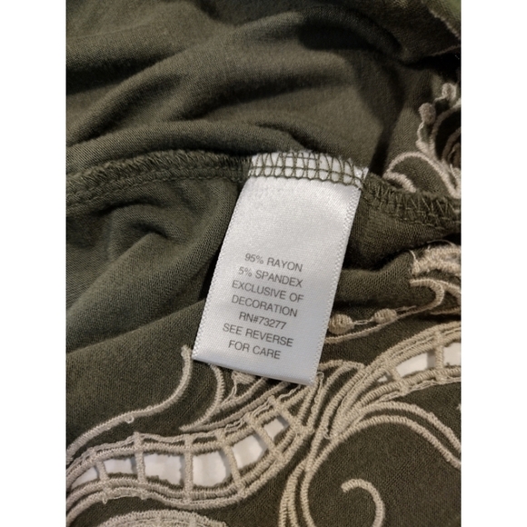 Croft & Barrow green sleeveless dress with cutwork detail - Picture 5 of 9